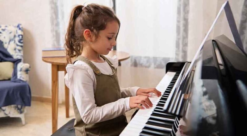 The-Importance-of-Patience-and-Encouragement-in-Piano-Education
