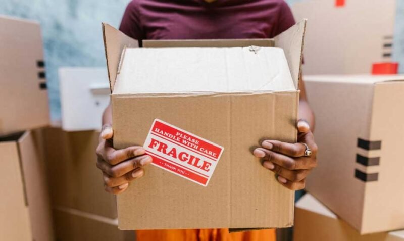 How to Stay Organized While Transitioning to a New Home