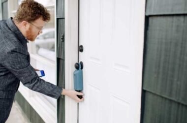 Locked Out of Your Home? How an Emergency Locksmith Can Get You Back In Quickly and Safely