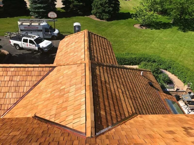 Perks of Selecting Cedar Roofing for Your Property