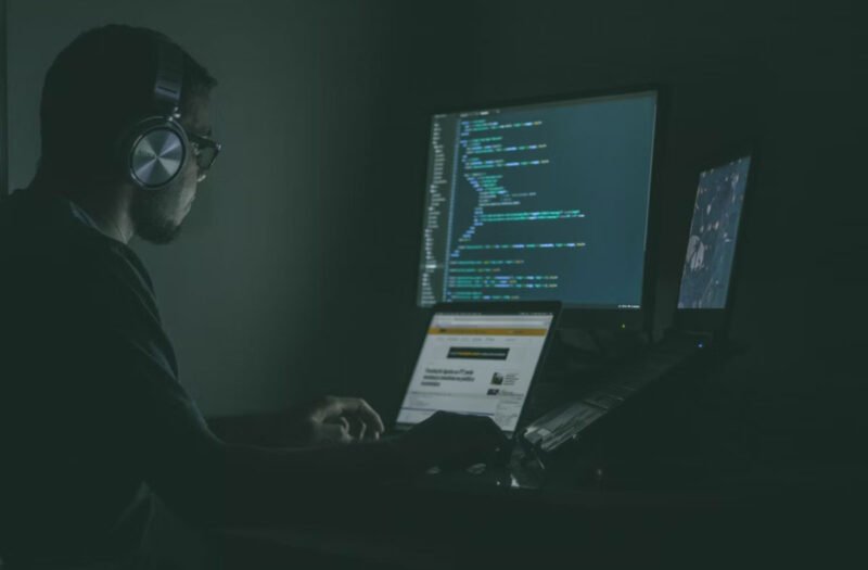 What-To-Do-If-You're-A-Victim-Of-Fraud-(4-Steps)
