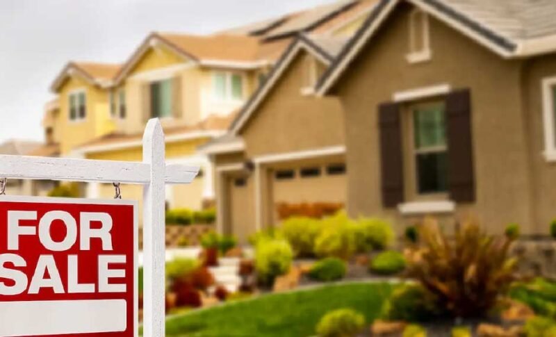 Should You Sell Your Home for Cash or List It on the Market