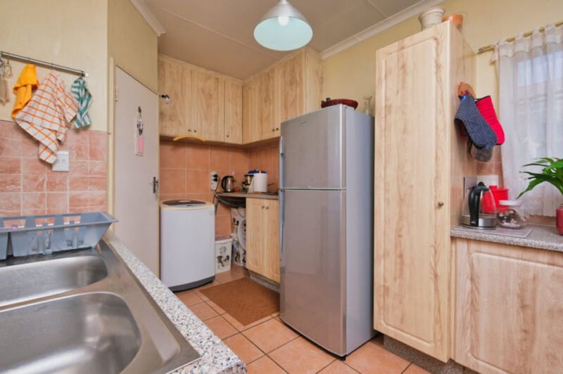 How to Keep Your Kitchen and Pantry Safe From Contamination